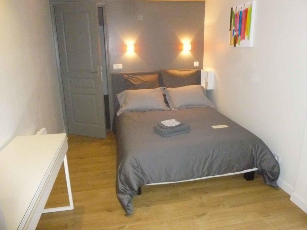 Saint-Jean  Chambre D'Hotes "Mirabel" الغرفة الصورة